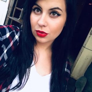 Meet your Posher, Jasmine